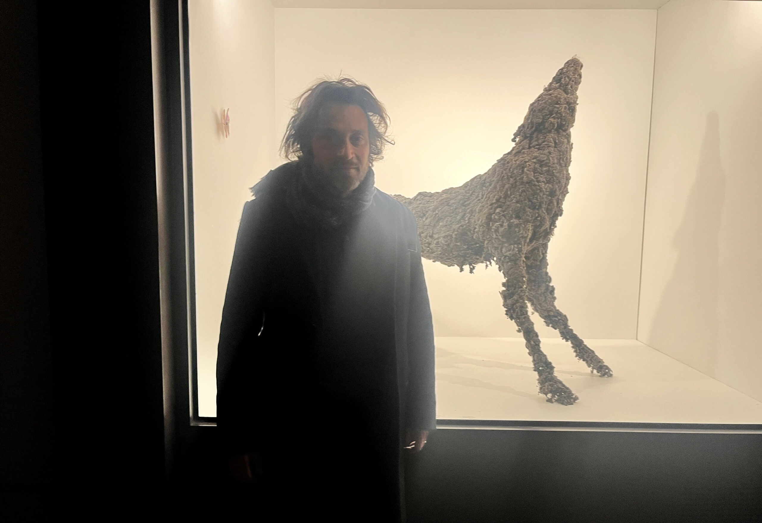 Lionel Sabatté : Matière charnelle et présence invisible 